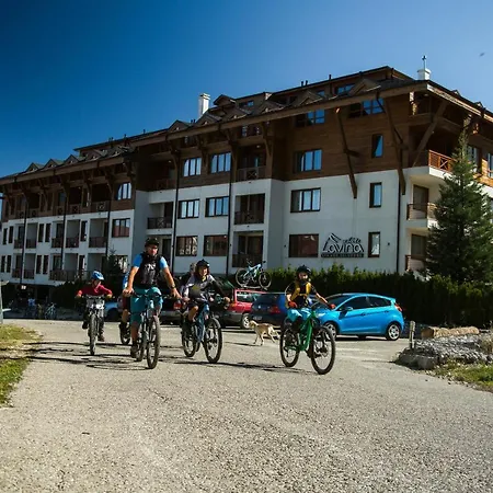 White Lavina - Ski, Bike, Hike Apartahotel Bansko