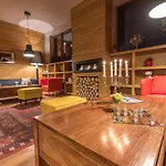 White Lavina - Ski, Bike, Hike Apartmanhotel Banszko