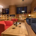 Apartmanhotel White Lavina - Ski, Bike, Hike 4*