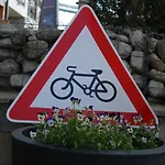 Apartmanhotel White Lavina - Ski, Bike, Hike Banszko