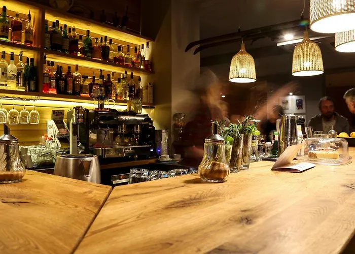 White Lavina - Ski, Bike, Hike 公寓式酒店 4*