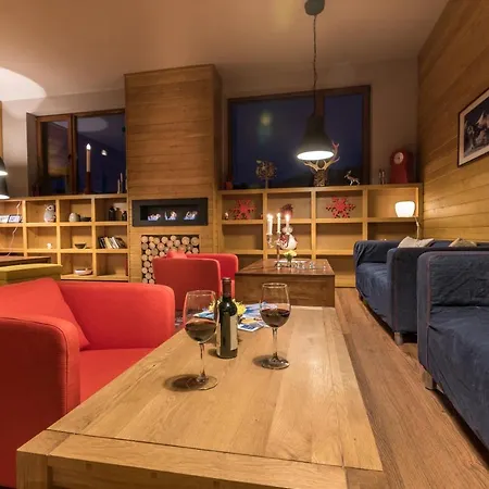 Aparthotel White Lavina - Ski, Bike, Hike 4*