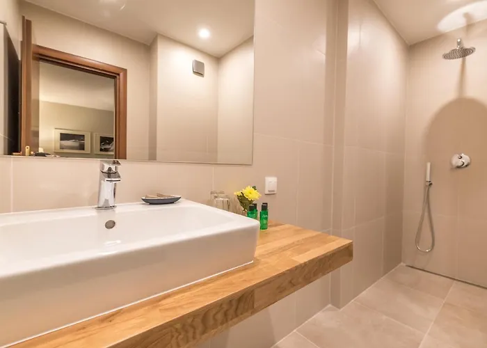 Aparthotel White Lavina - Ski, Bike, Hike