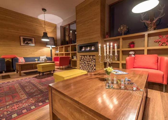 White Lavina - Ski, Bike, Hike Aparthotel Bansko