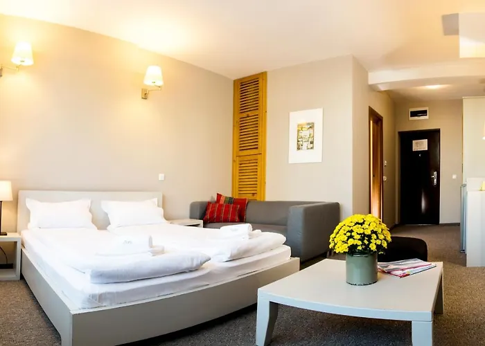 White Lavina - Ski, Bike, Hike Aparthotel 4*